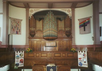 Picture of organ in Masham Methodist Church